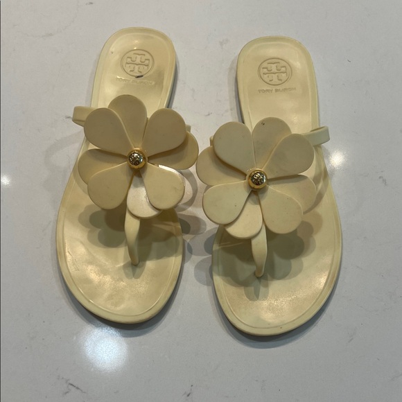 Tory Burch Cream Flower Sandals - Picture 1 of 1